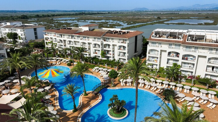 Viva Blue and Spa Hotel